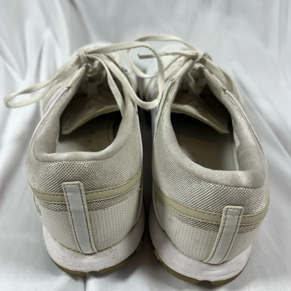 Nike White Athletic Shoes with Low-Top Design - Golf - Size 9 - Picture 3 of 4